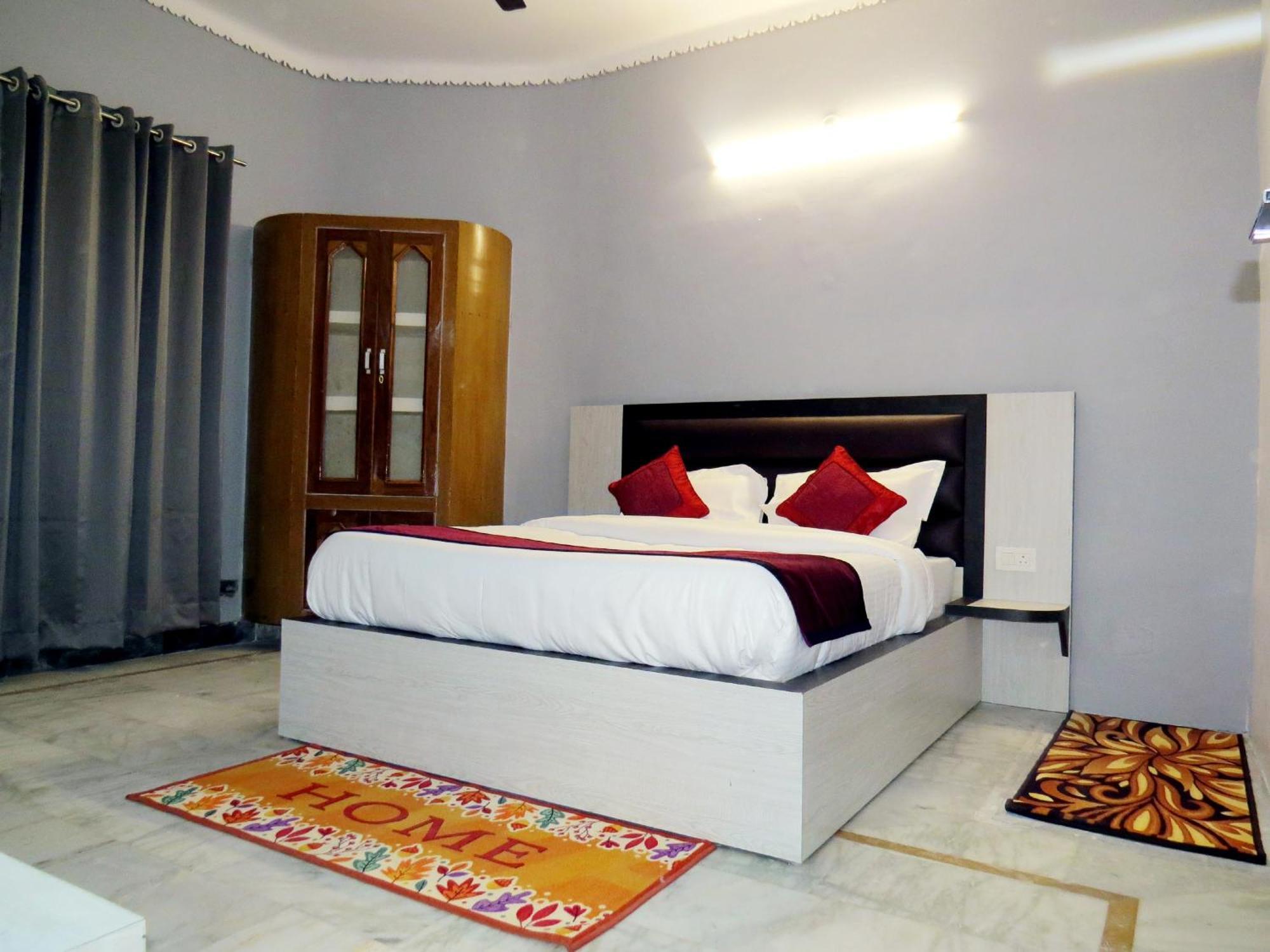 Hotel Haya Palace Найнитал Экстерьер фото