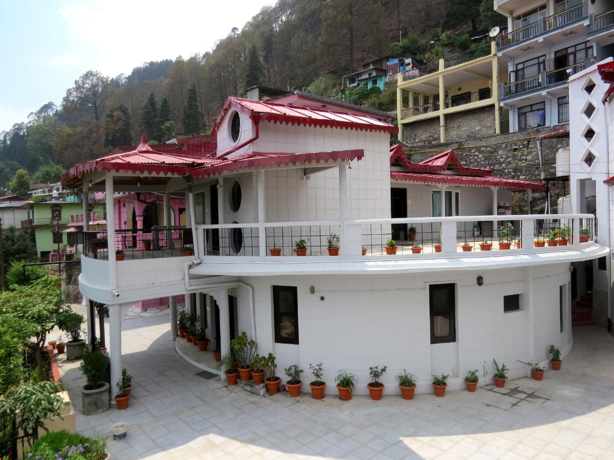 Hotel Haya Palace Найнитал Экстерьер фото